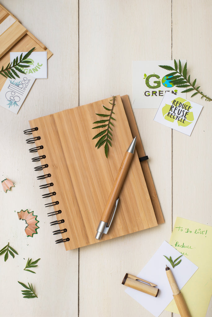 Bamboo-notepad-with-pen1