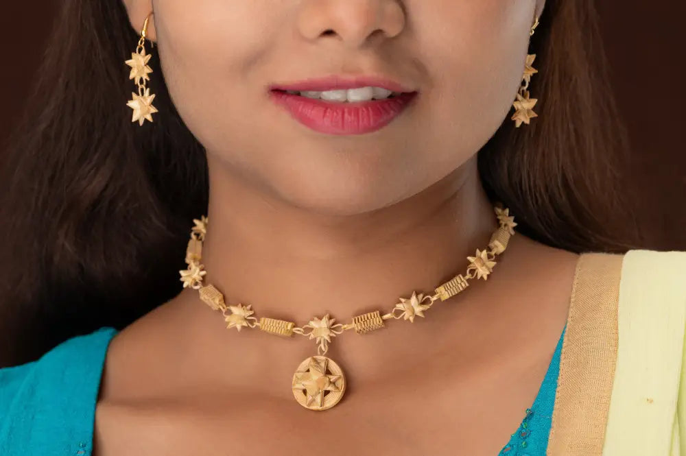 Juhi Cuboid Mala Earrings